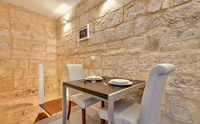 Orangery 101 - Duplex Studio